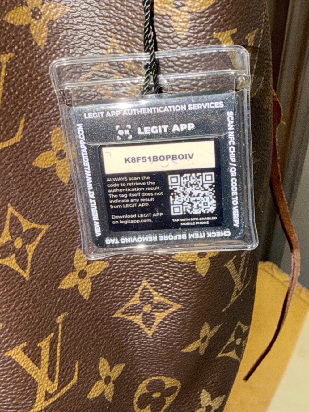 Louis Vuitton Monogram Noé Bucket Bag in Brown and Tan - Picture 4 of 8